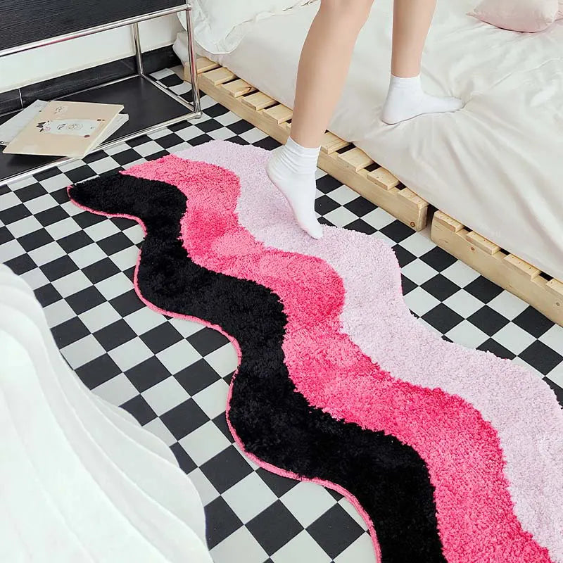 Simple Modern Wavy Strip Carpet